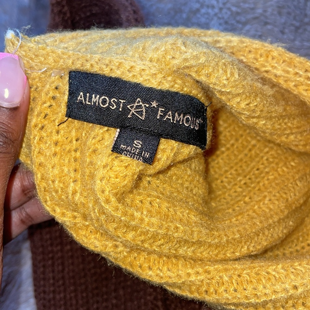 Almost π Famous Color Block Sweater - Picture 3 of 4